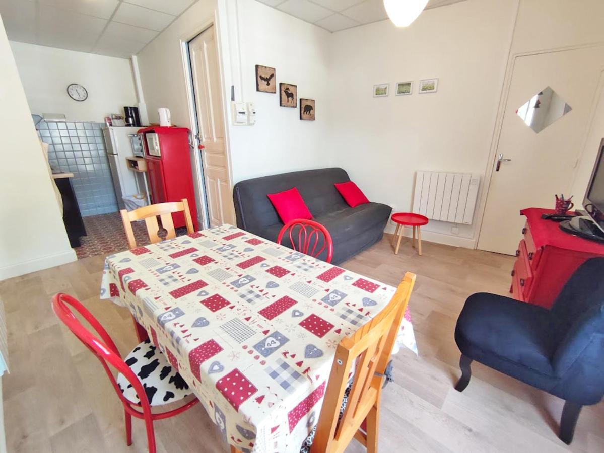 Les 3 Renards, T2 Bis, Parking, Centre Luchon, Casier A Skis, 4 Personnes Bagneres-de-Luchon Exterior photo